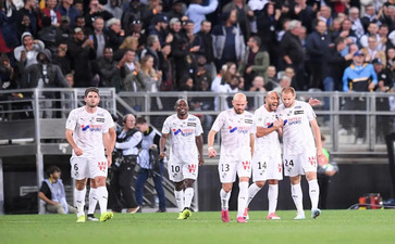 开元官网室内健身女子